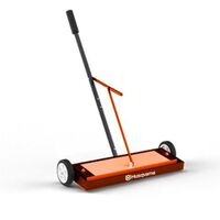 MAGNETIC BROOM